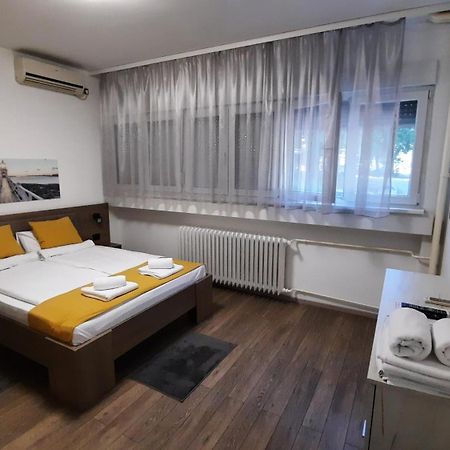Apartman Pavlovic 1 Dedinje Exteriér fotografie