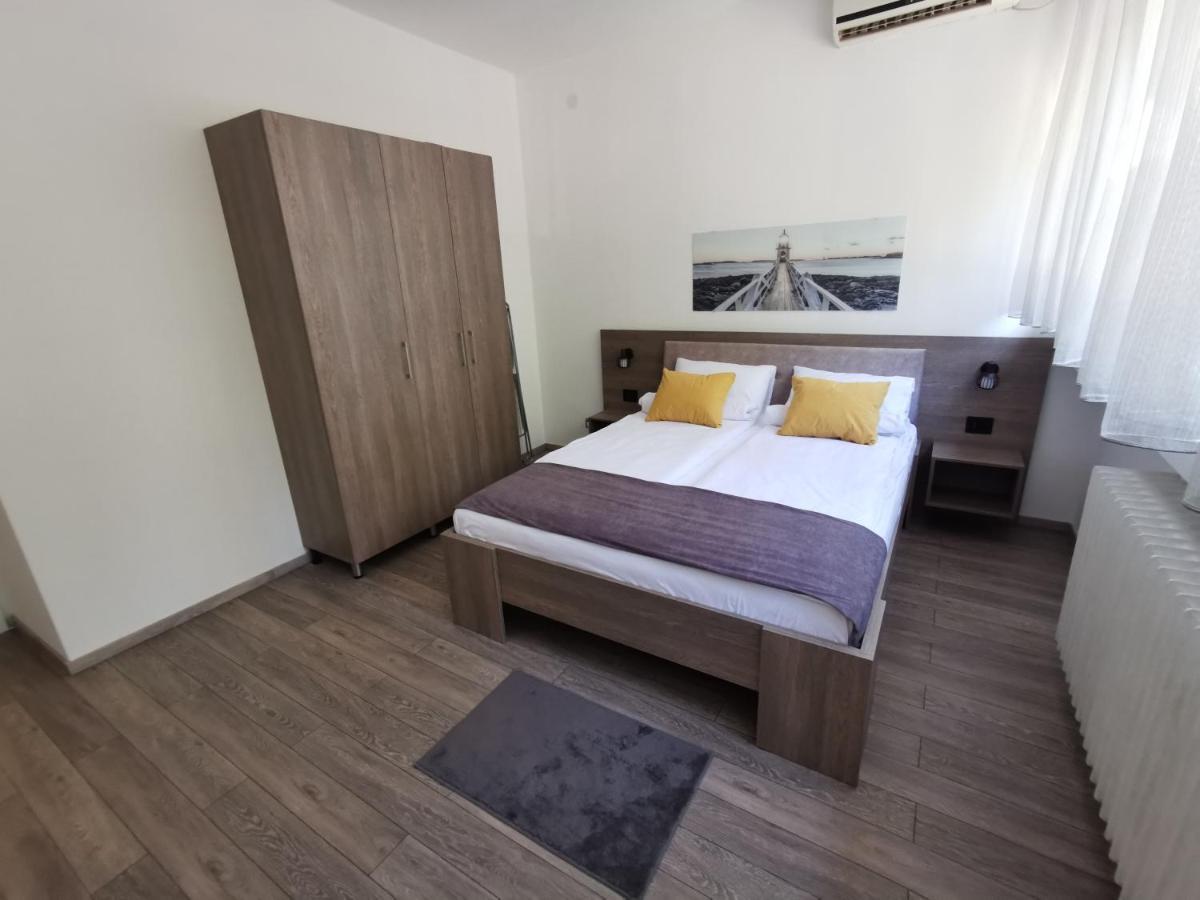 Apartman Pavlovic 1 Dedinje Exteriér fotografie